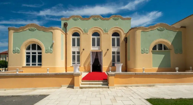 Complex Jasmine Ocna Sibiului  Hotel Helios, Varaa Hotelli  