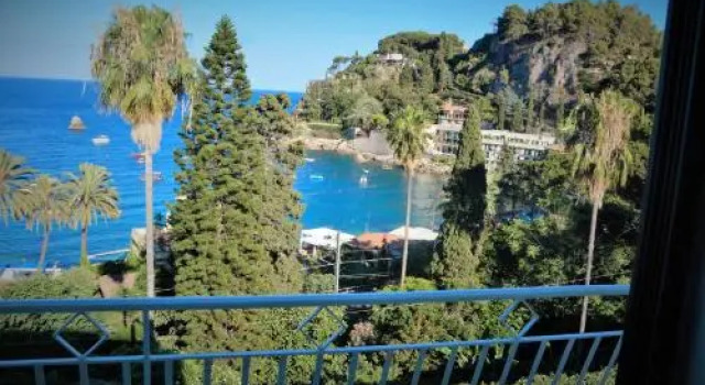 A Due Passi Dal Mare