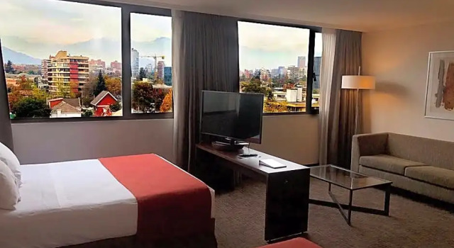 Номер Standard Hotel Director Vitacura