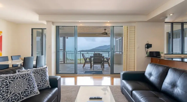 Ocean Pearl - Airlie Beach