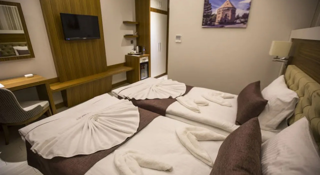 Двухместный номер Standard Honour Hotel