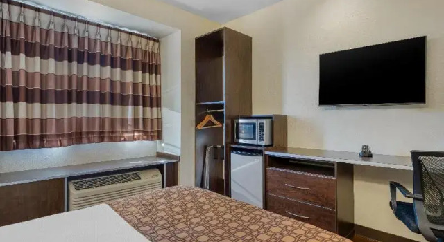 Номер SureStay Plus Hotel by Best Western Buckhannon