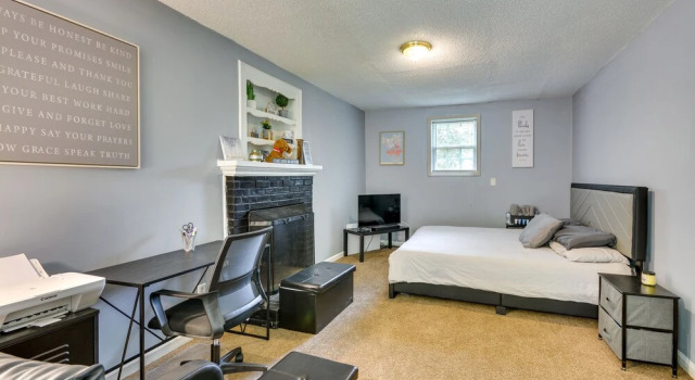 Charming Lexington Home - 2 Mi to Downtown!, Varaa Hotelli Lexington Pohjois-Carolina