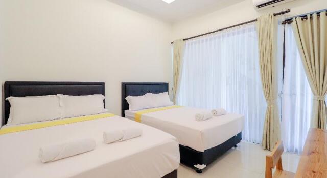Superior Doppel Zimmer mit Poolblick Roemah Kenari