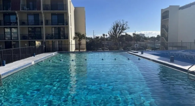 Vantage Pointe 138 - Condo Across The Street In Daytona Beach 1 Bedroom Condo