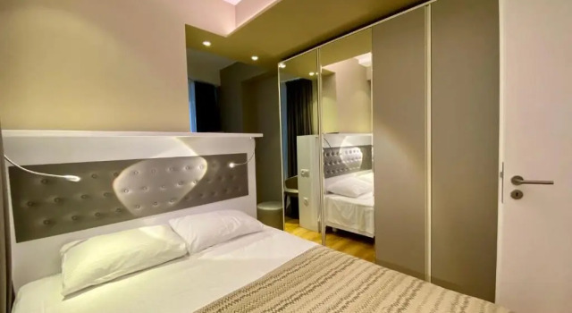 Апартаменты Deluxe Sunshine Signature Apartments in Alliance Palace