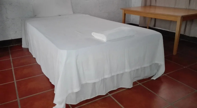 Кровать в общем номере President House Hotel - Hostel