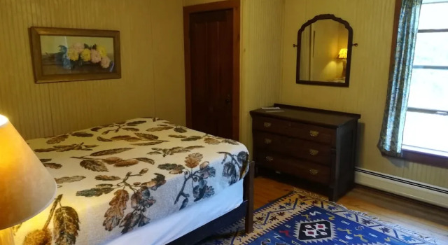 Семейный номер Standard с видом на озеро The Woods Inn