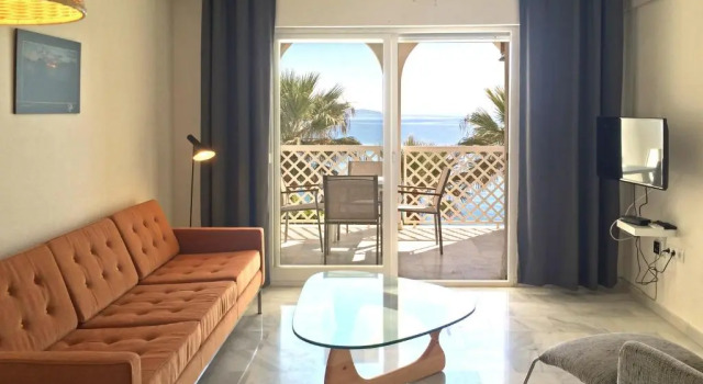 Апартаменты с 2 комнатами с видом на море Fuentes de Nerja