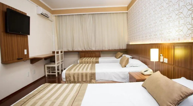 Номер Deluxe LEON PARK HOTEL e CONVENÇÕES - Melhor Custo Benefício