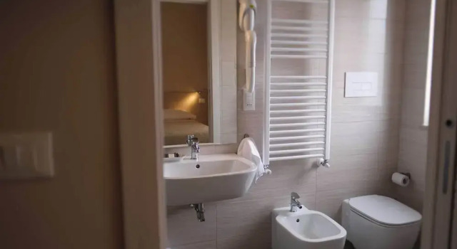 Трёхместный номер Standard с балконом Magic Hotel