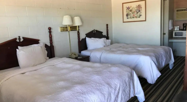 Habitación cuádruple Estándar Ballinger Inn
