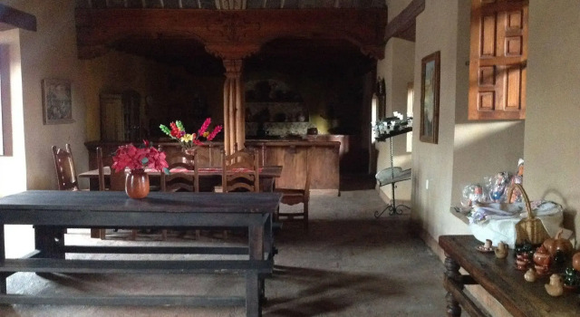 Meson de San Antonio, Rezervovat Penzión se snídaní Hotely v Michoacan s parkováním, Parkování