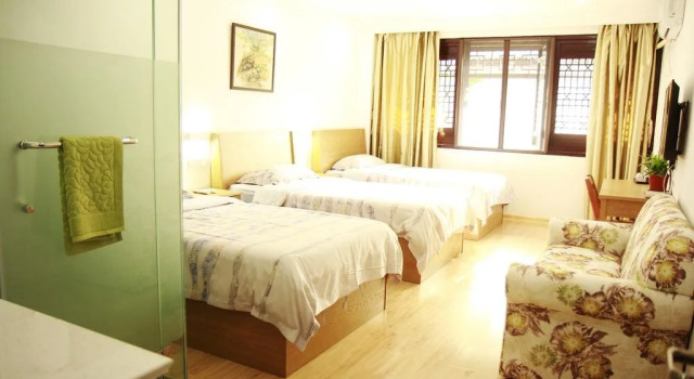 Ge Garden International Youth Hostel, Prenota Ostello Hotel a Jiangsu con parcheggio, Parcheggio