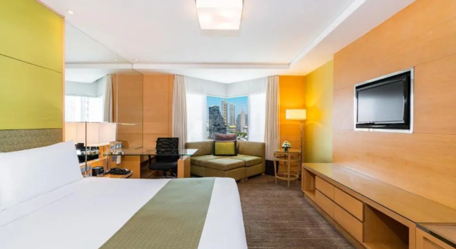 Двухместный номер Premium с видом на город Holiday Inn Bangkok Silom by IHG