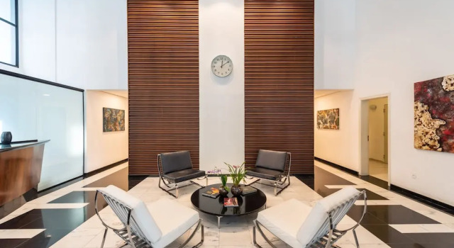 Praca Benedito Calixto - Duplex