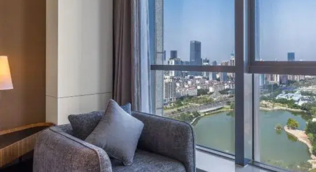 Люкс Deluxe IntercityHotel Rizhao Downtown
