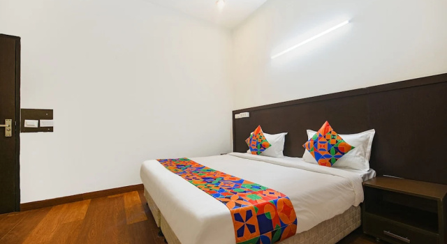 Номер Premium Fabhotel Silver Tree