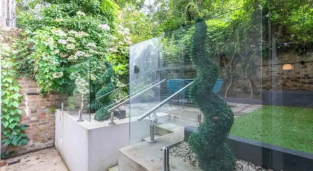 Апартаменты Beautifully Refurbished 2BD Flat - Earl's Court!