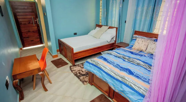 Volunteer Hostel, Varaa Hostelli Moshi Hai