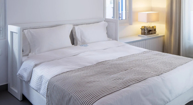 Номер Deluxe Loizos Stylish Residences