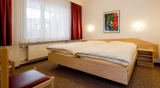 Haus Aiglon, Забронировать Отель Зас-Фе Saastal