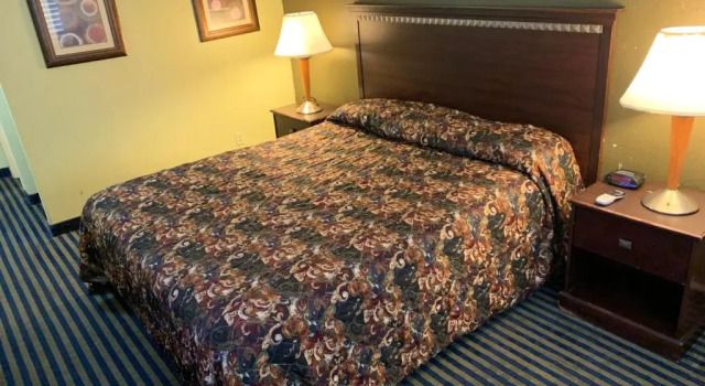Номер Standard Travelodge by Wyndham Odessa