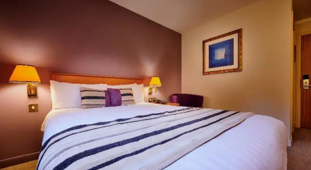 Номер Standard Stirling Court Hotel