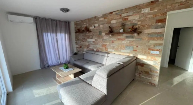 Ivo&Lenda2, Prenota Appartamento Hotel a Croatian Islands con parcheggio, Parcheggio