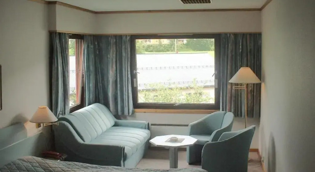 Двухместный номер Standard Eikum Hotel