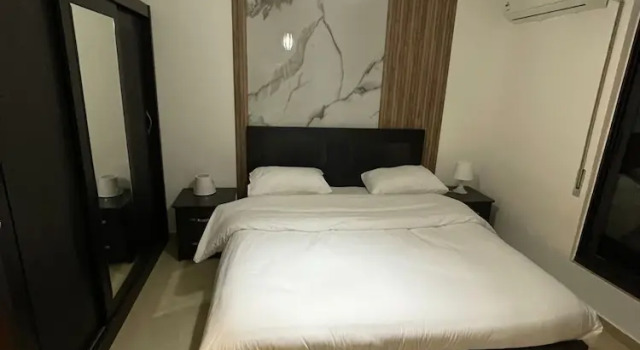 Apartment With Modern Amenities