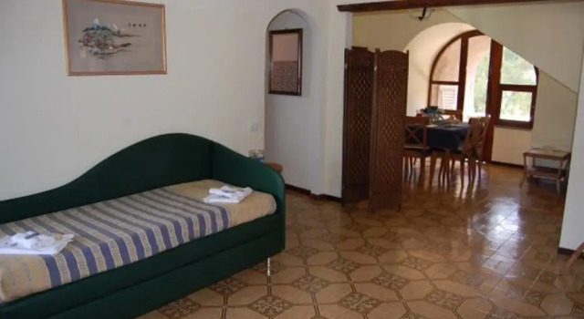 Camping Villaggio Nettuno, Забронировать Отель Марина-дель-Кантоне Италия