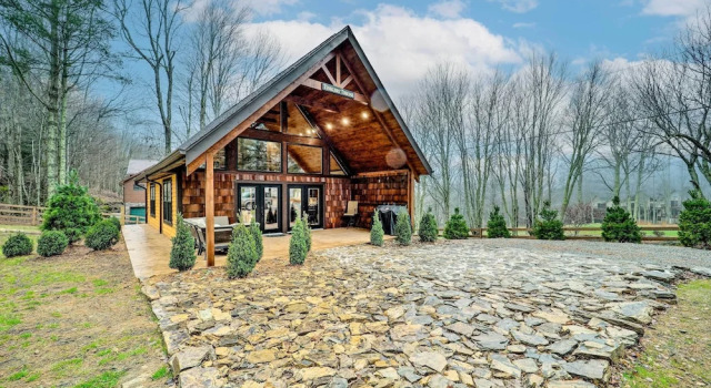 Коттедж Beech Mountain Nature Escape! Modern + Cozy Cabin