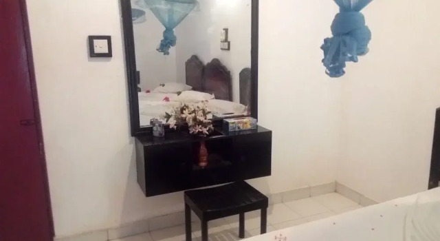 Sarathchandra Tourist Guest House, Забронировать Гостевой дом Гостевые дома Ratnapura District, Гостевой дом