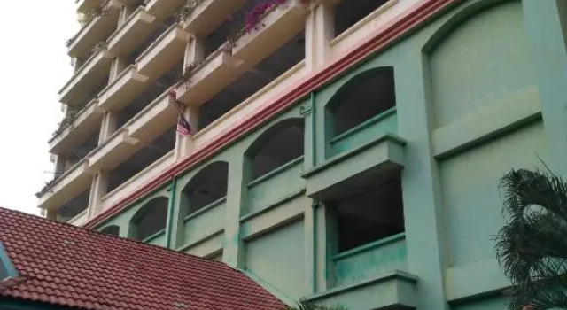 Lumut Apartment