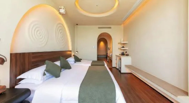 Двухместный люкс с видом на море Dazzling·Yueqinhai Resort