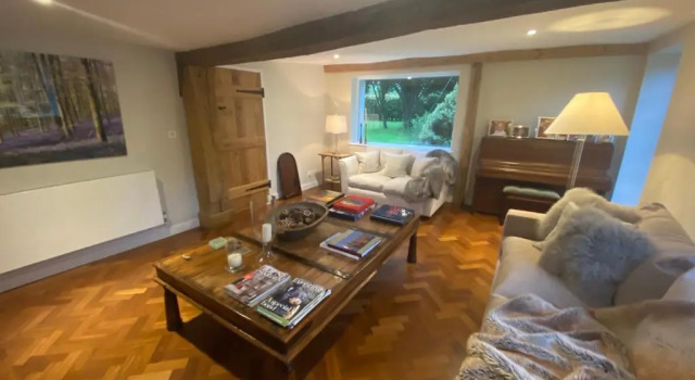 Charlton End - Goodwood Events, Забронировать Отель Отели Исторического графства Суссекса с парковкой, Парковка
