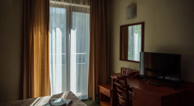 Двухместный номер Standard с балконом Dionis Hotel