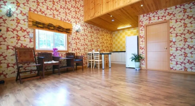 Gangneung Secret Pension, Boek Hotel Hotels in Gangwon-Do met parkeren, Parkeren