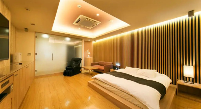 Двухместный номер Deluxe Hotel Lotus Toyonaka (Adult Only)