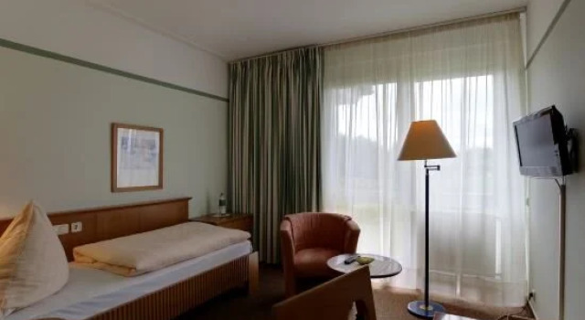 Landsitz-Hotel, Reservar Hotel Templin Uckermark