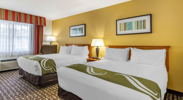 Quality Inn Fayetteville near Historic Downtown Square