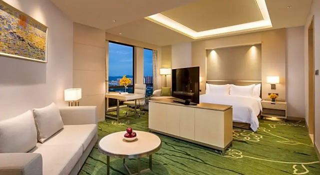 Двухместный люкс Holiday Inn Chongqing High-Tech Zone by IHG
