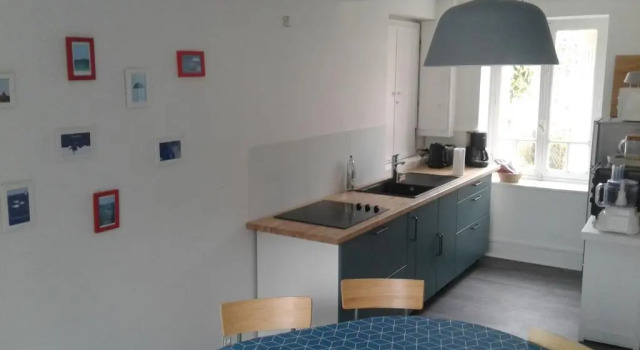 Gite à 50m de la mer par chemin piétonnier !, Reservar Hotel Reville Cotentin