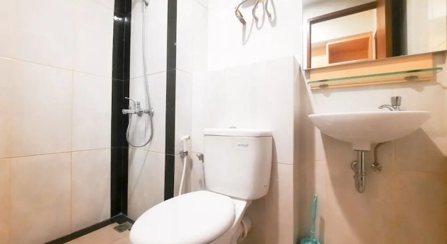 Komfort Studio Grand Kamala Lagoon By Mitra Propertindo