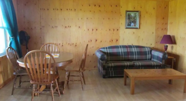 Шале с 2 комнатами с балконом и с красивым видом из окна Riverside Chalets