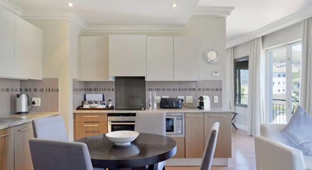 Апартаменты Luxury с балконом Unit Number 414 Cape Royale Luxury Apartments