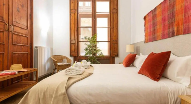 Great Spacious Apartment in the Gothic District City Center, Забронировать Апартаменты/квартира Апартаменты Барселоны, рядом с Музей El Rei de la Magia, Апартаменты/квартира