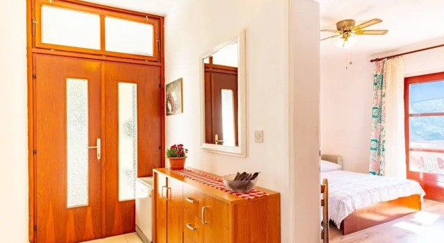Sea View Apartment With Terrase Vl, Prenota Appartamento Comune di Vallegrande 