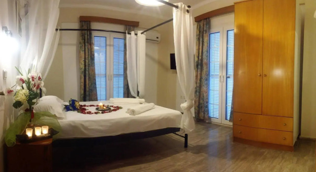 Stellatos House